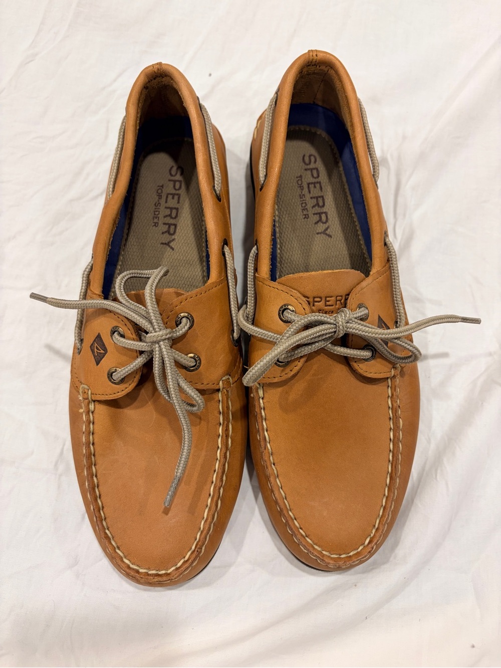 Sperry Men’s Tan Leather Boat Shoes with Gray Laces, 10